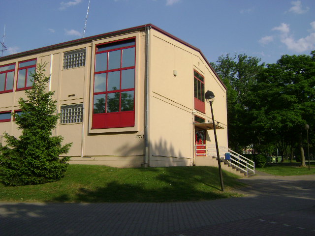 (080513)(012) Wiesbaden-Gen H.H. Arnold HS-School